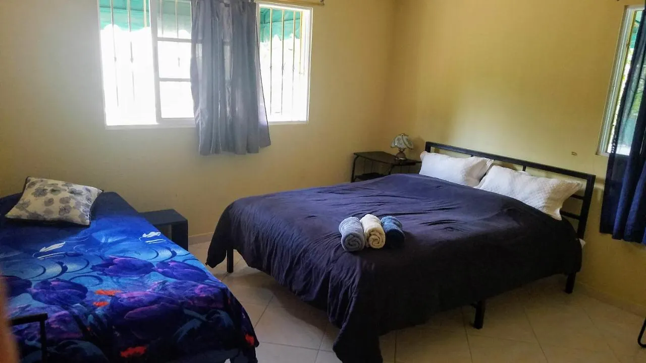 Blue Lady Rooms B&B Jarabacoa 0*,  Dominican Republic