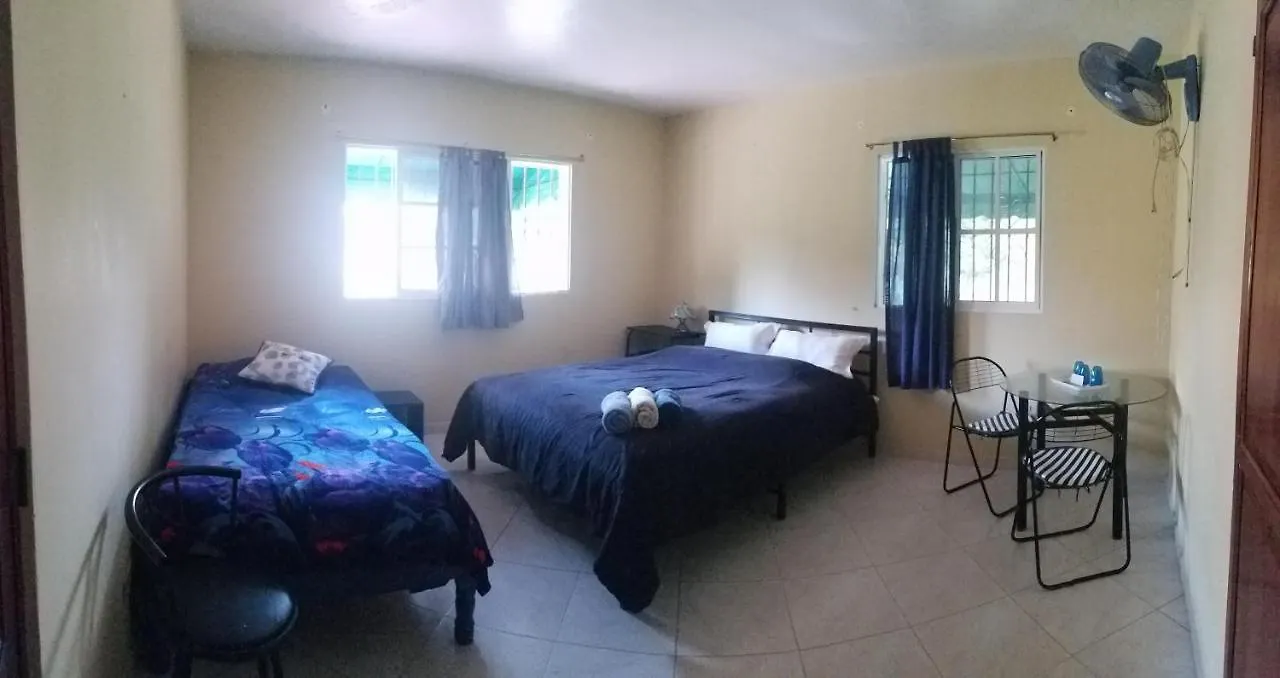 Homestay Blue Lady Rooms B&B Jarabacoa